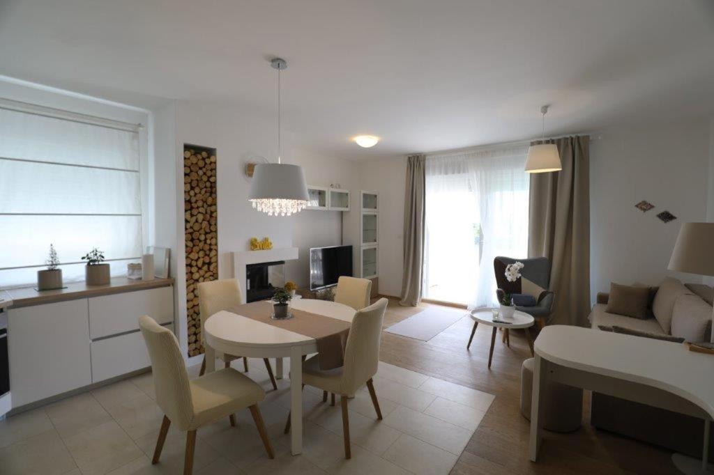 Smil'E Apartments Vodice Exterior foto