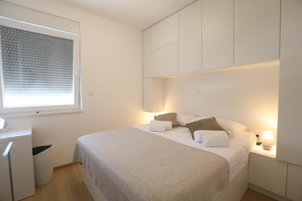 Smil'E Apartments Vodice Exterior foto